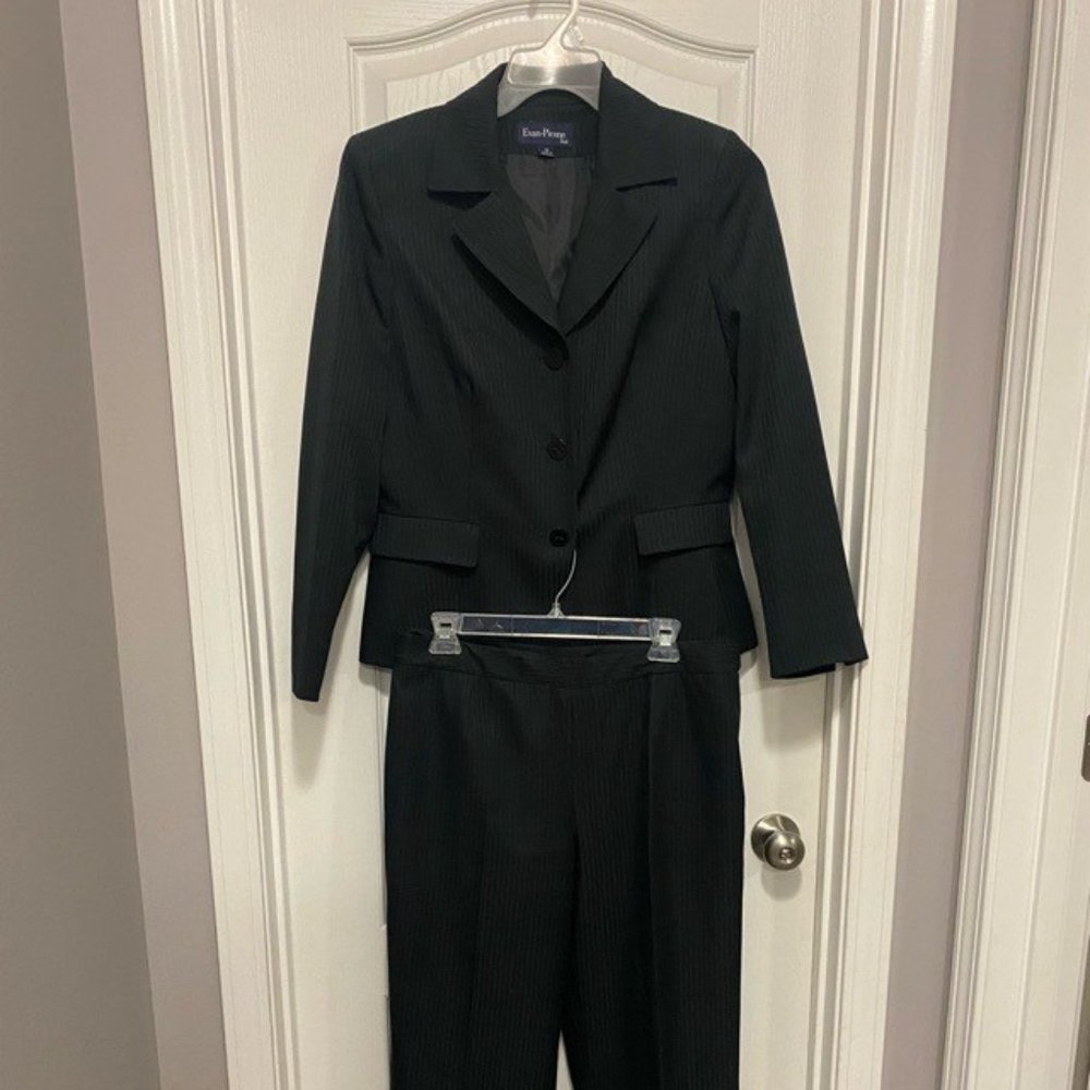 Evan Picone Womens Pants Suit Pinstripe Gray